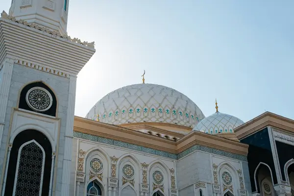 Lightning rods installed on Mosque