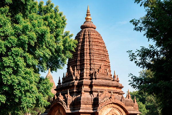 Temple lightning rods