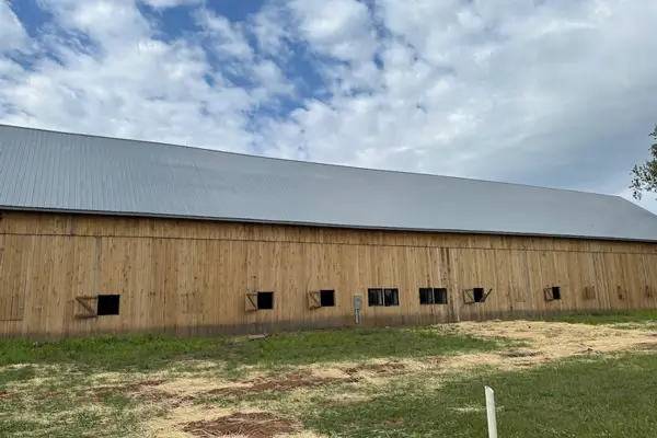 Barn lightning rods